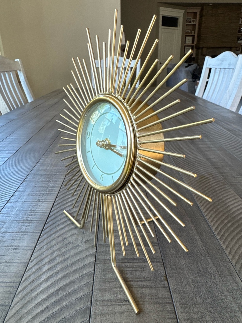Vintage Mid-Century Modern Atomic Sunburst Desk Clock - Picture 5 of 12